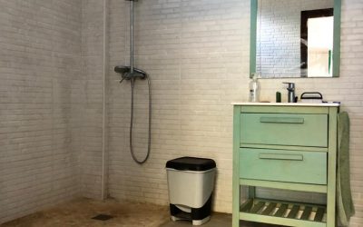 yoga-place-bathroom yoga-place-bathroom